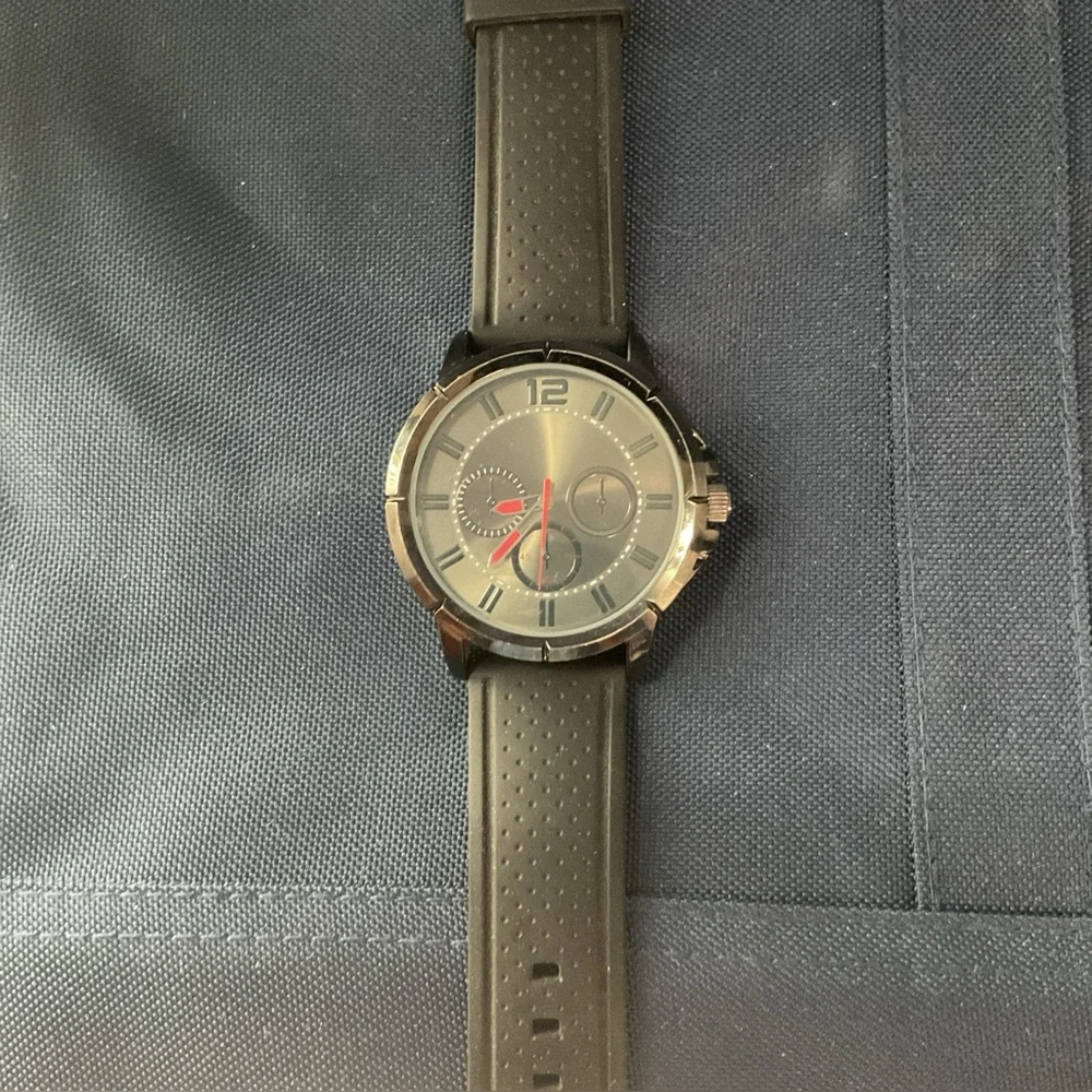 Men’s Oversized FMDMO146 Analog Watch Black Tone Quartz – Needs Battery
